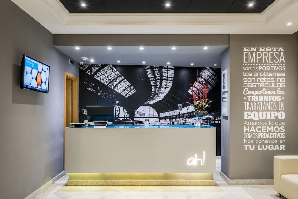 Avenida Hotel Almería Kültér fotó